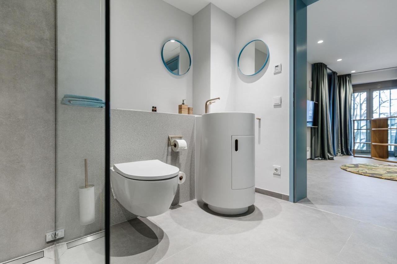 Brucklyn Suites Erlangen Bagian luar foto